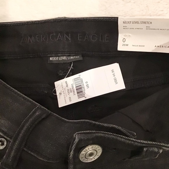 American Eagle 0 NWT Midi Denim Women’s Shorts Black Cuffed Button Fly Stretch - Picture 5 of 9